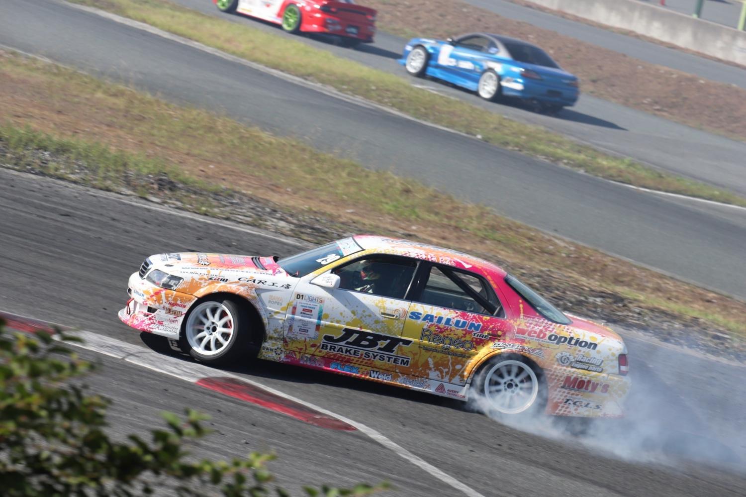 EMOTION ZR10 18 inch 5 stud-62