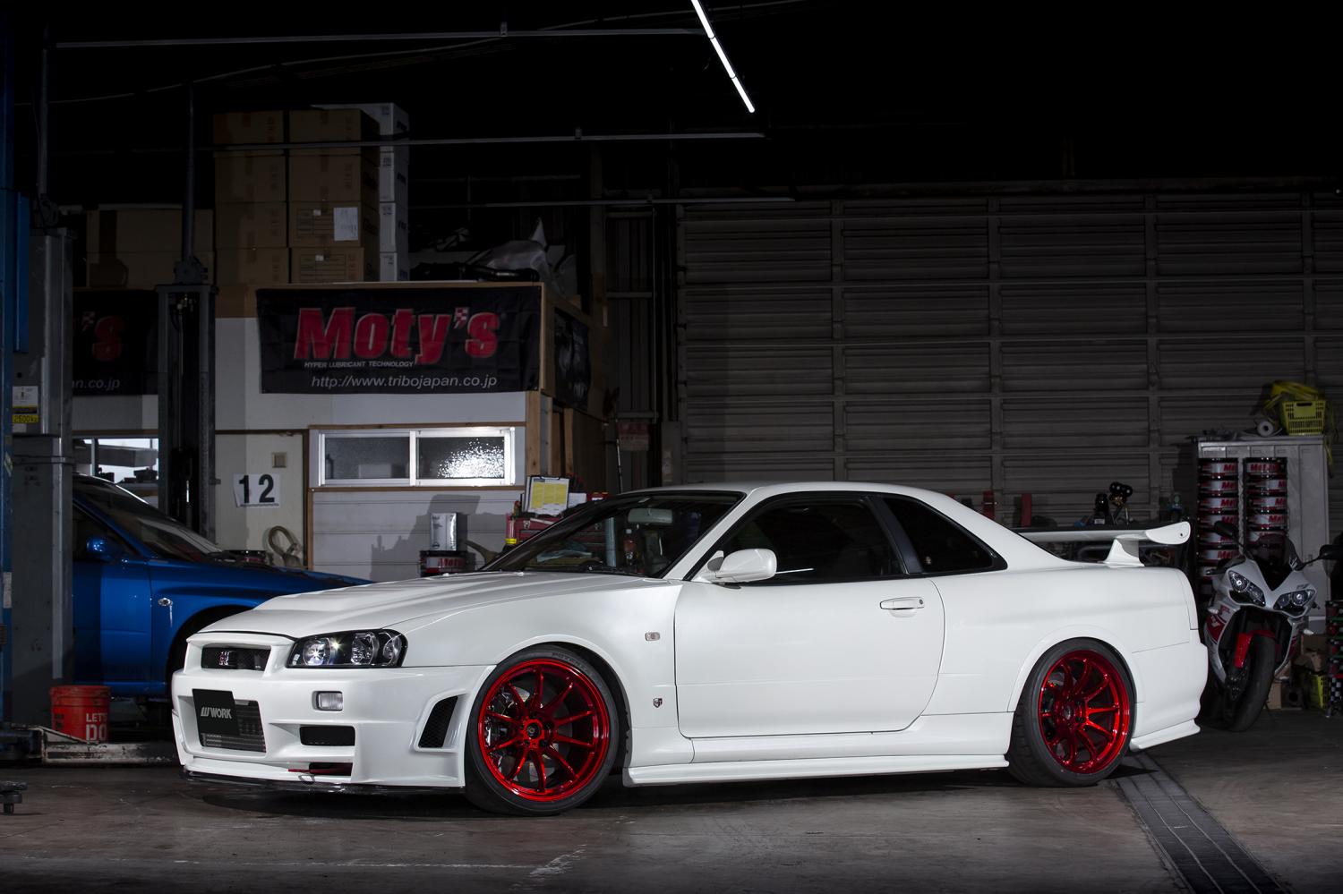 EMOTION ZR10 18 inch 5 stud-53