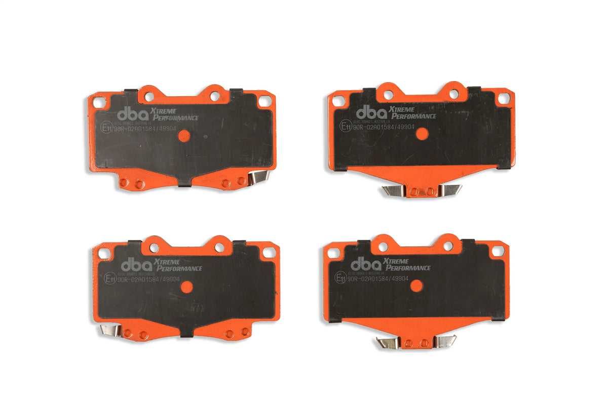Subaru Impreza DBA Front Brake Kit – 4000 Series Plain & Xtreme Performance Brake Pads