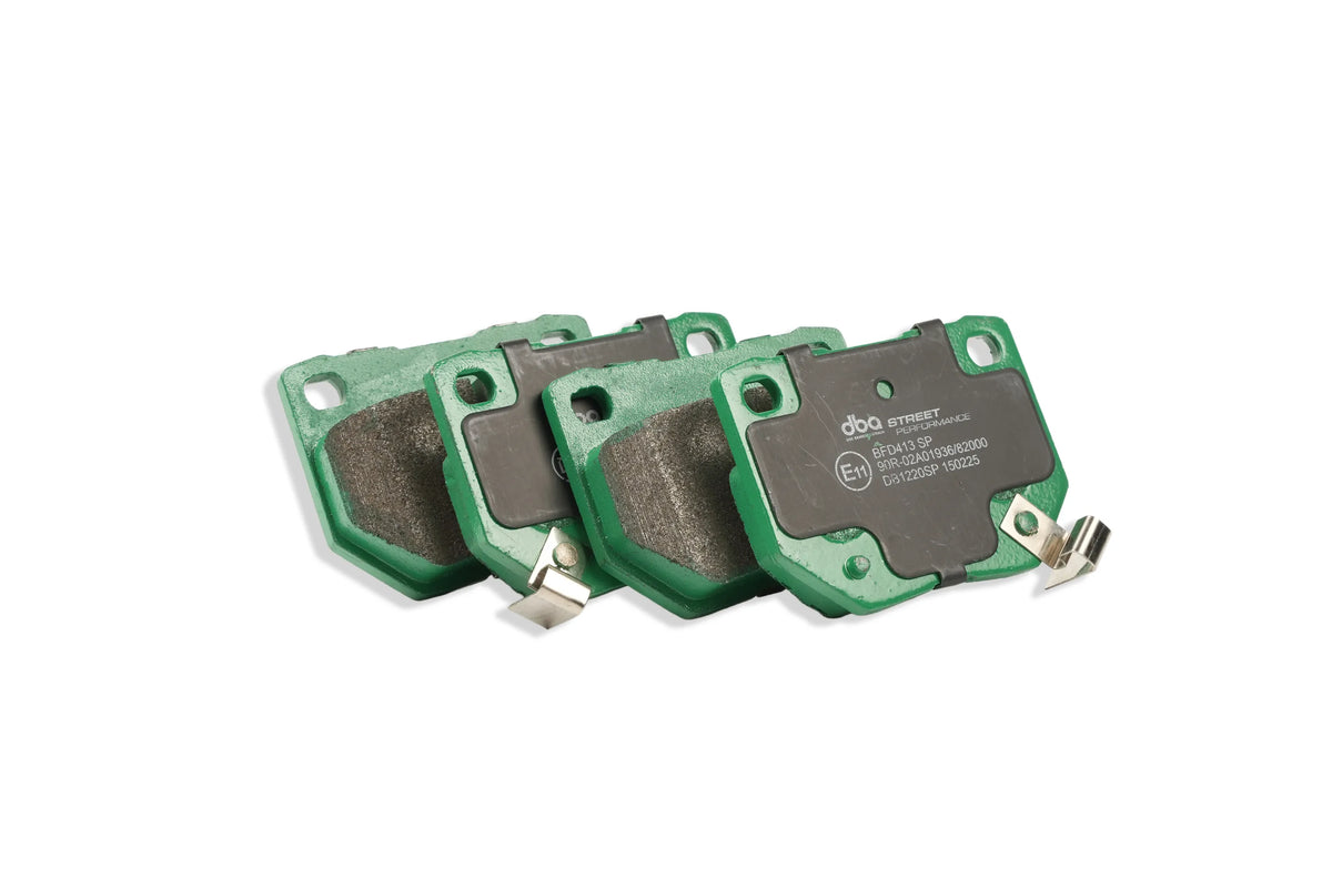 Subaru Impreza DBA Rear Brake Kit – Street Series T2 Slotted & Street Performance Brake Pads