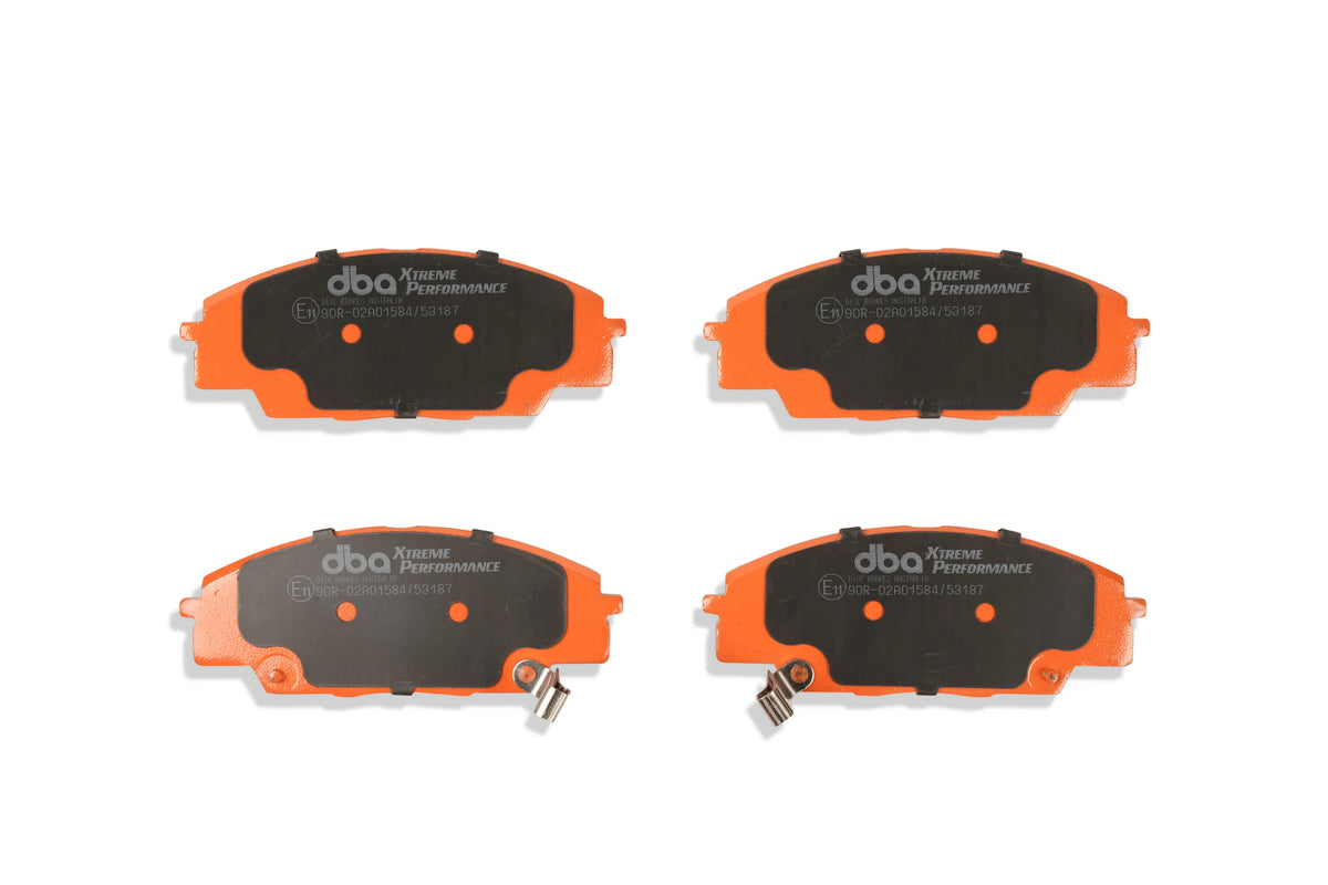 Honda S2000 DBA Front Brake Kit – 4000 Series T3 Slotted & Xtreme Performance Brake Pads
