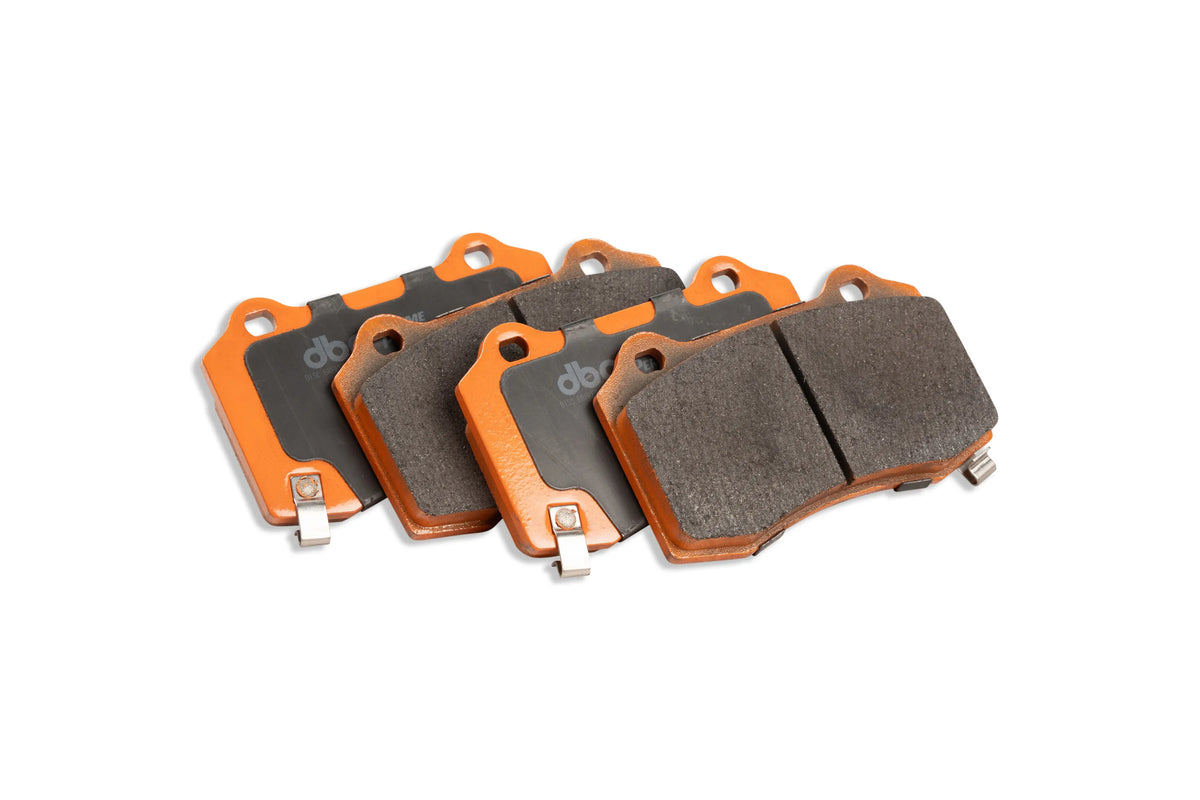 Jeep Grand Cherokee DBA Rear Brake Kit – 4000 Series T3 Slotted & Xtreme Performance Brake Pads