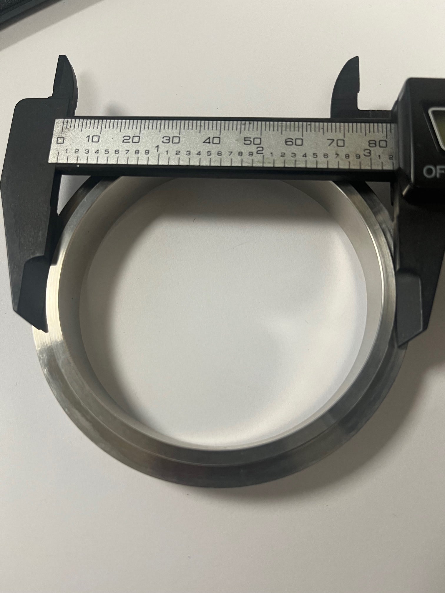 Garrett G25 / G30 / G35 / GT(X)30 / GT(X)35 turbine housing V Band outlet flange 81mm