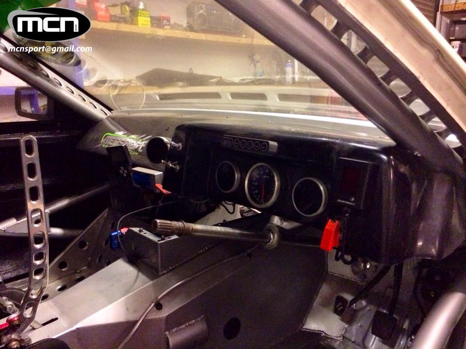 D-MAC AE86 FRP COMPETITION DASH - Group-D