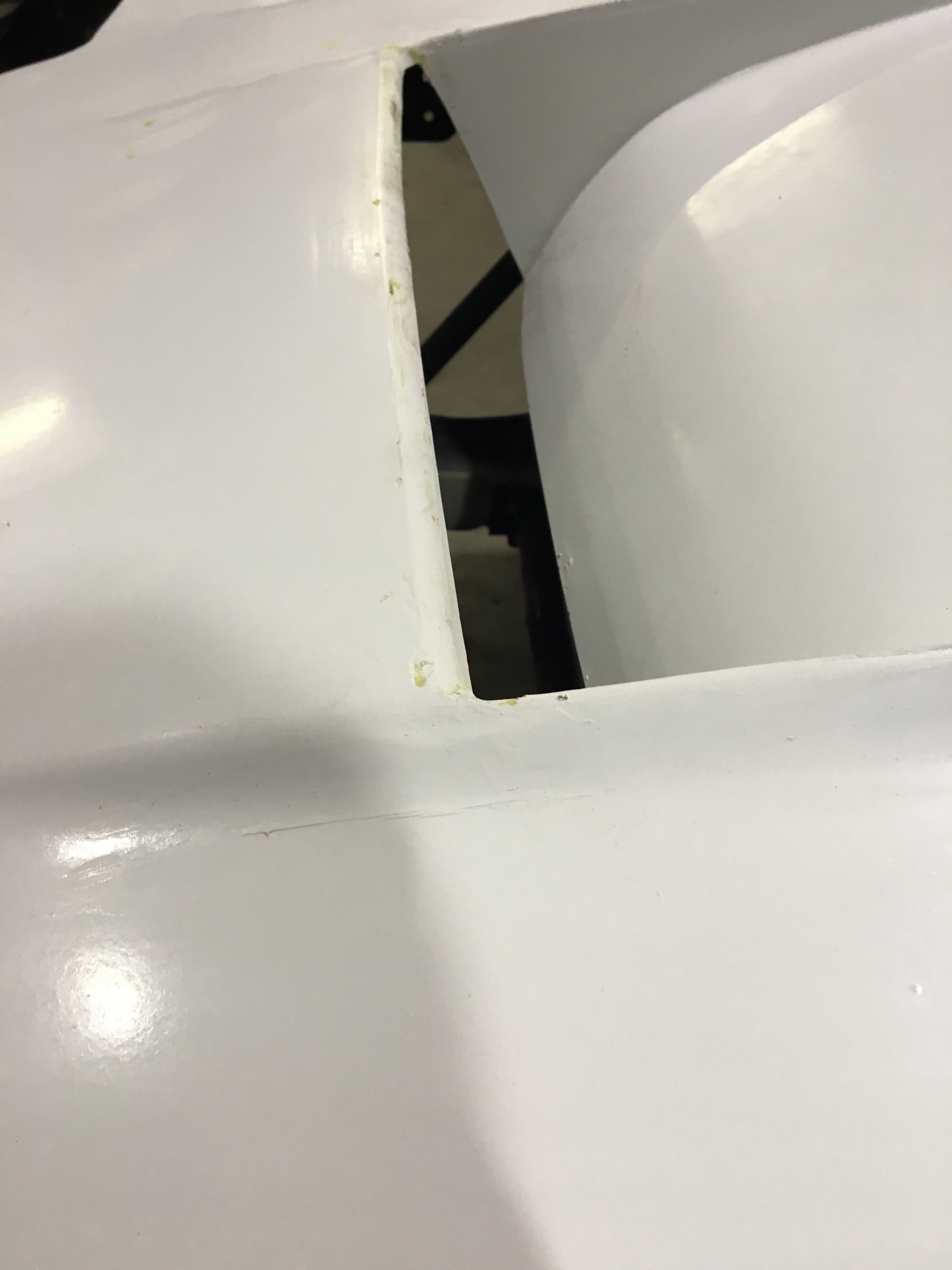 D-MAC FRP TRUENO BONNET (GOODLINE STYLE) - Group-D